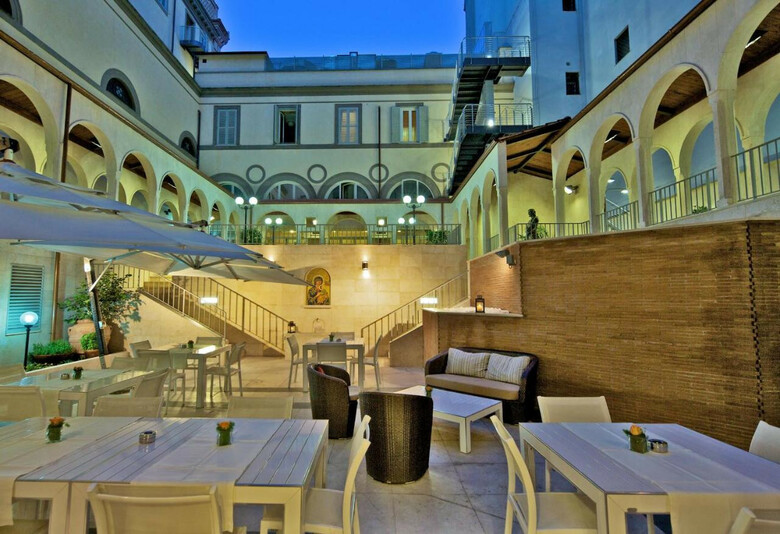 Hotel Domus Australia