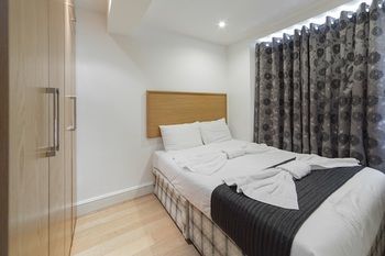 Aparthotel Hyde Park Superior Apartments