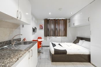 Aparthotel Hyde Park Superior Apartments