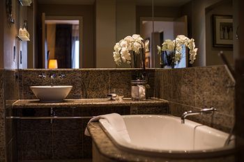 The Club Hotel And Spa