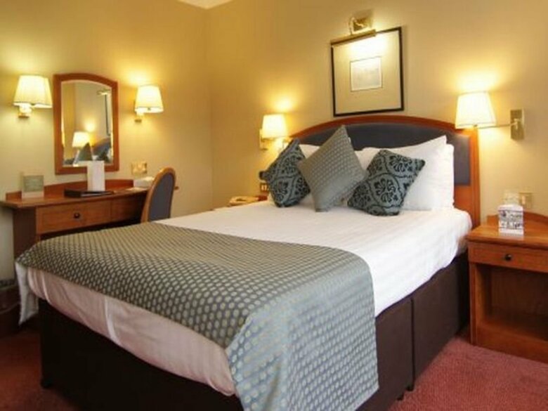Menzies Hotels Derby - Mickleover Court