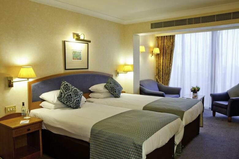 Menzies Hotels Derby - Mickleover Court