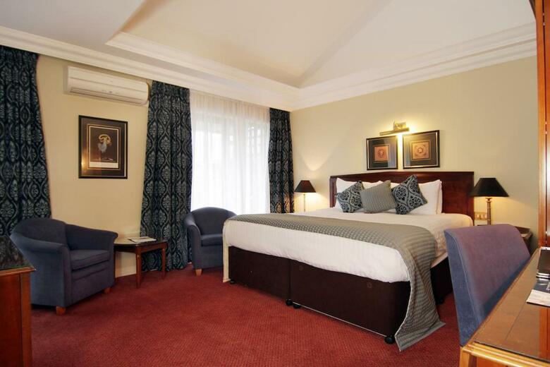 Menzies Hotels Derby - Mickleover Court