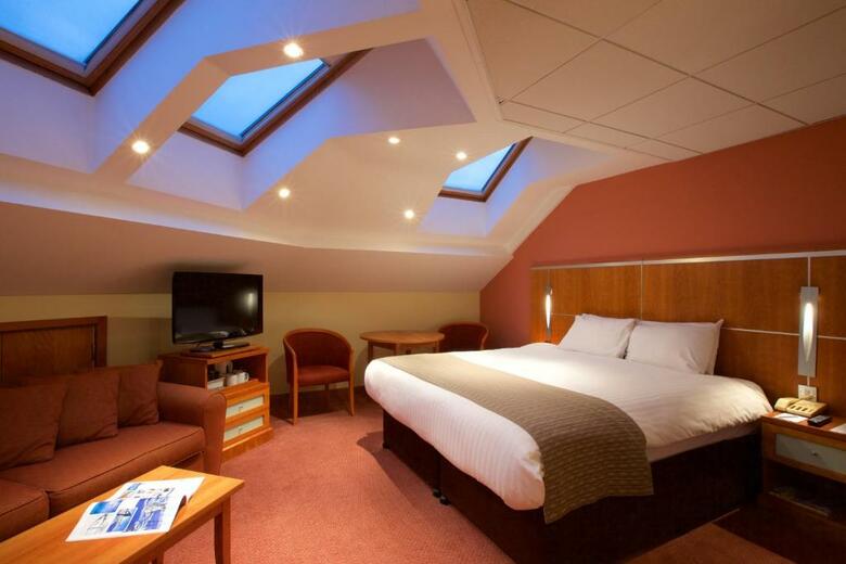Menzies Hotels Derby - Mickleover Court