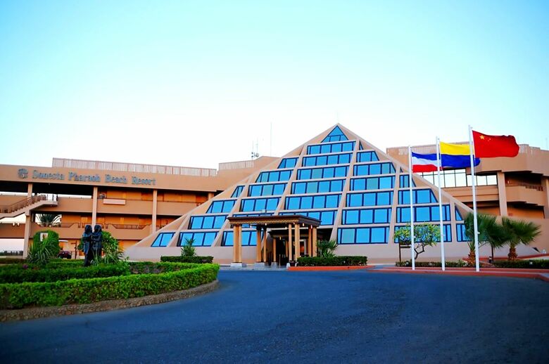 Hotel Pharaoh Azur Resort