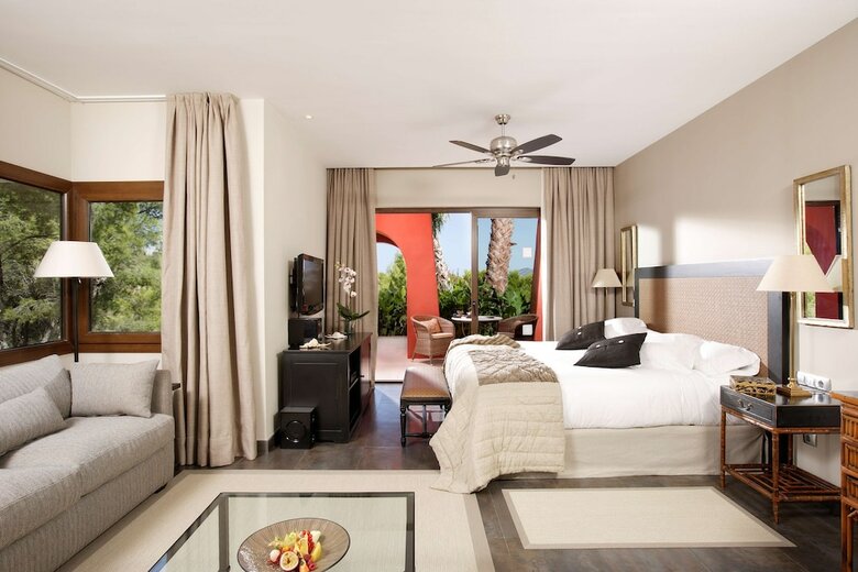 Asia Gardens Hotel & Thai Spa, A Royal Hideaway Hotel