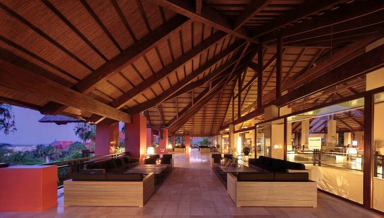 Asia Gardens Hotel & Thai Spa, A Royal Hideaway Hotel