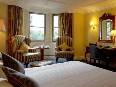 Hotel Oakley Court