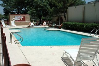 Hotel Baymont Inn & Suites Austin South