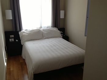 Hotel Rhome Terminal