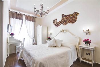 Sweetly Home Roma Luxury B&B