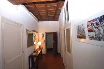 House & The City - Navona Apartments