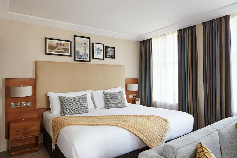 Amba Hotel Charing Cross