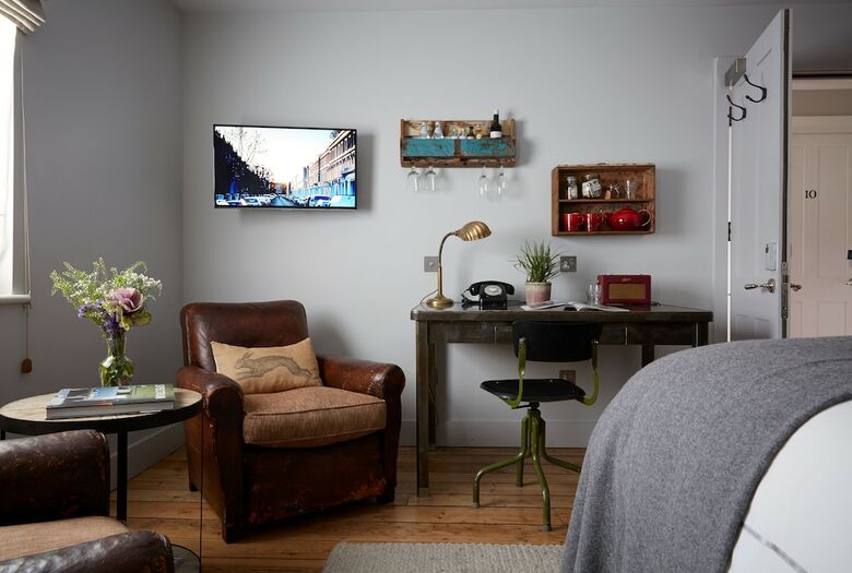 Hotel Artist Residence London
