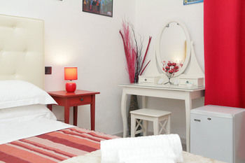 Hotel Applemoon Rooms For Rent