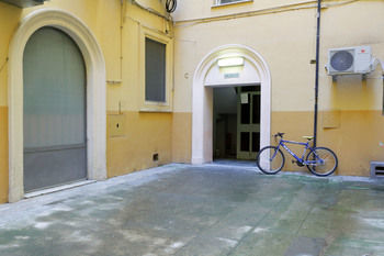 Hotel Applemoon Rooms For Rent