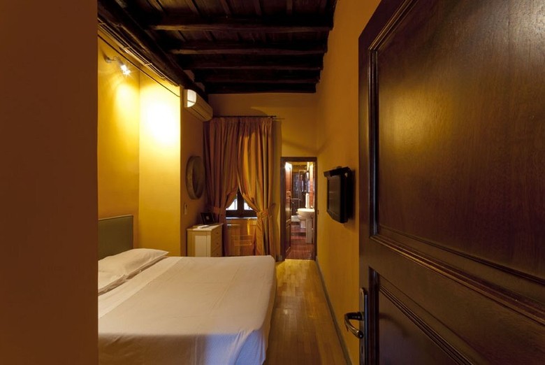 Hostal Manfredi Luxury Apartments