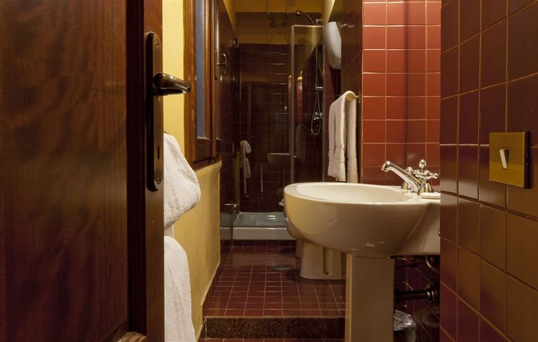 Hostal Manfredi Luxury Apartments