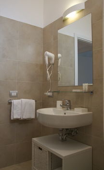 Hotel Oriana Suites Rome