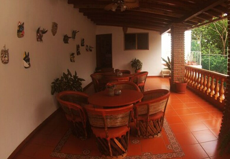 Albergue Hostal Casa Blanca