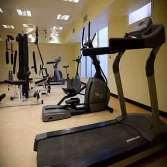 Avari Hotel Apartments