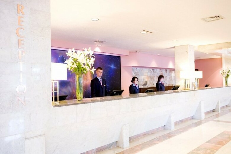 Hotel Aerostar