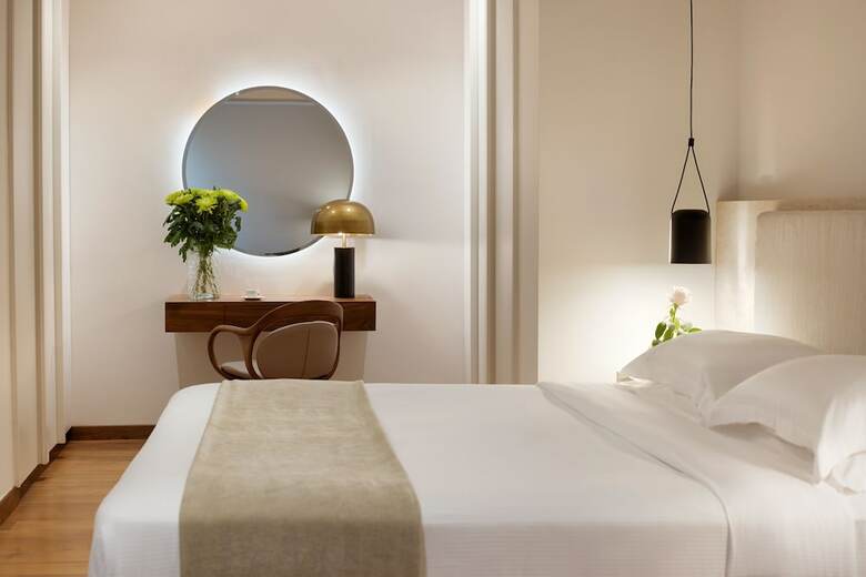 Hotel Grecian Bay