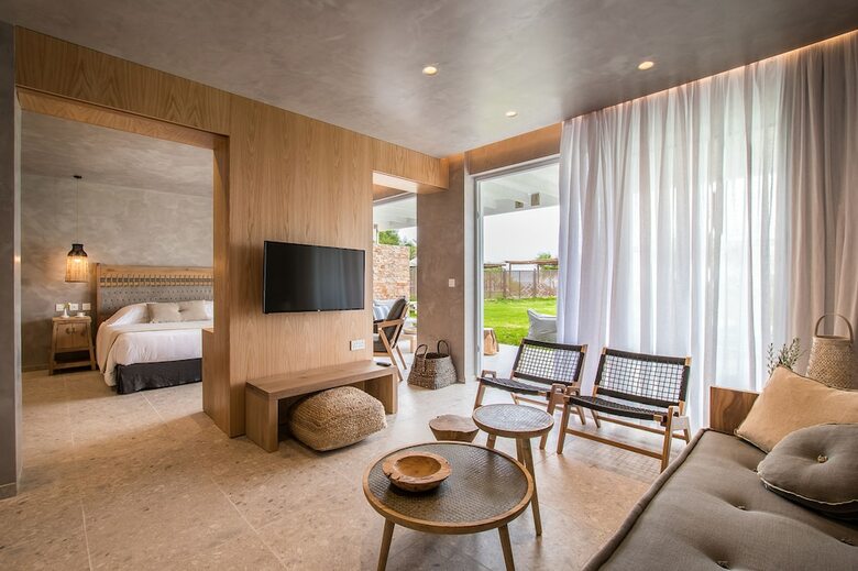 Hotel Grecian Bay