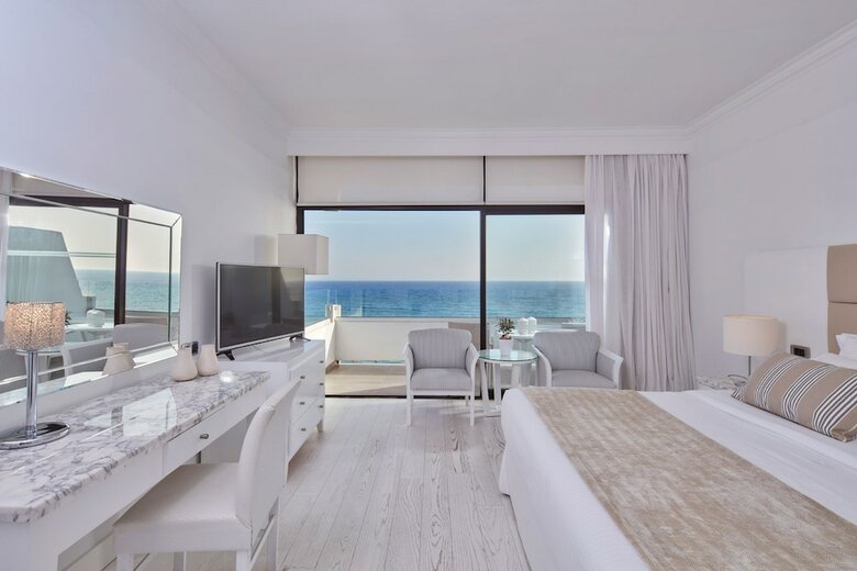 Hotel Grecian Bay