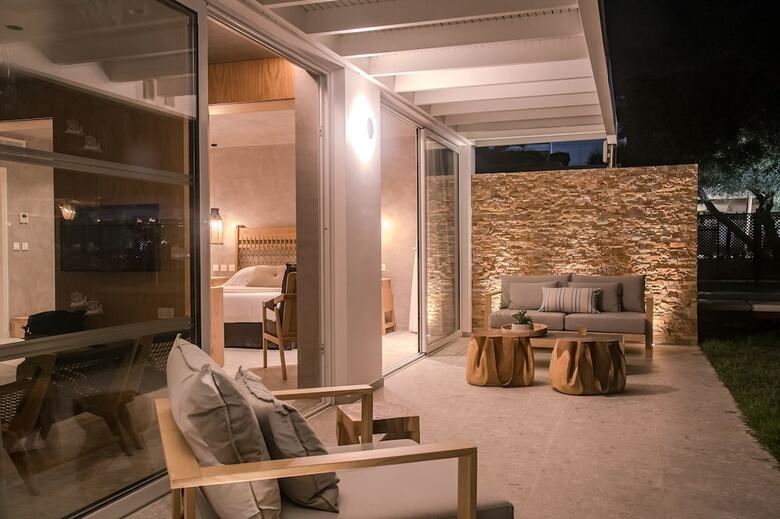 Hotel Grecian Bay