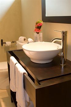 Hotel Ca�o Negro Natural Lodge (.)