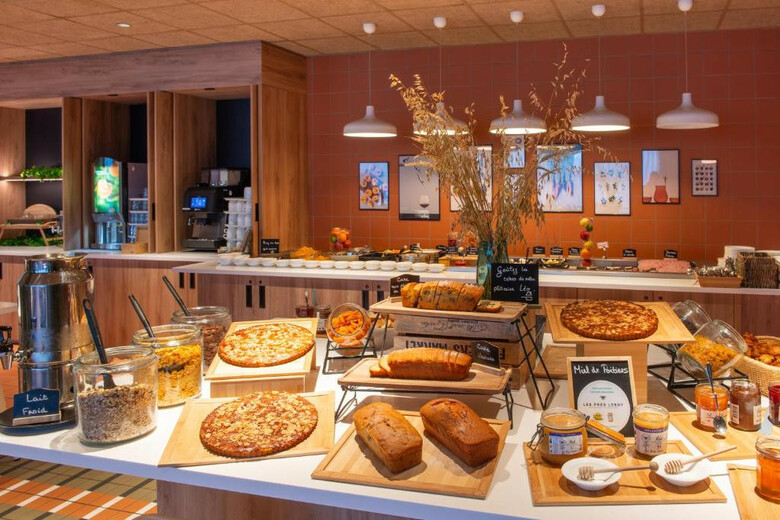 Hotel The Originals City H�tel Alt�ora Site Du Futuroscope