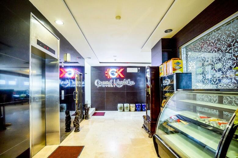 Hotel Grand Kartika