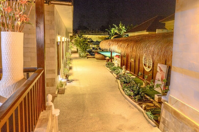 Kura Kura Resort