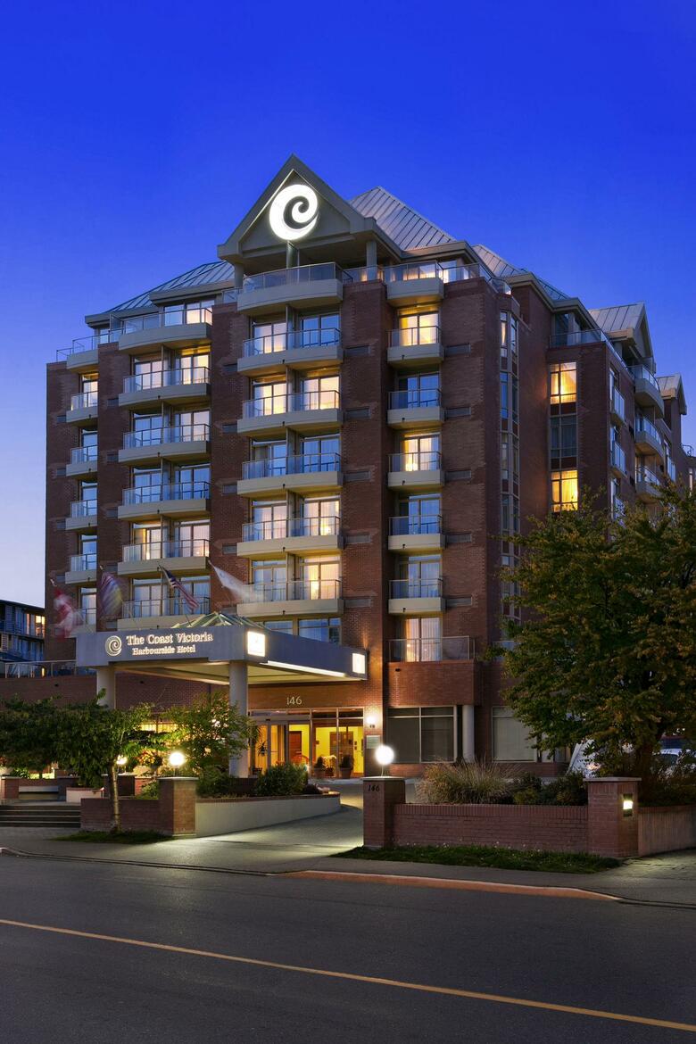 Coast Victoria Harbourside Hotel & Marina