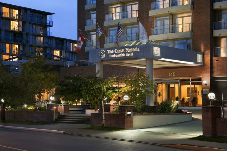 Coast Victoria Harbourside Hotel & Marina