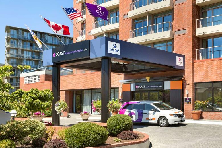 Coast Victoria Harbourside Hotel & Marina