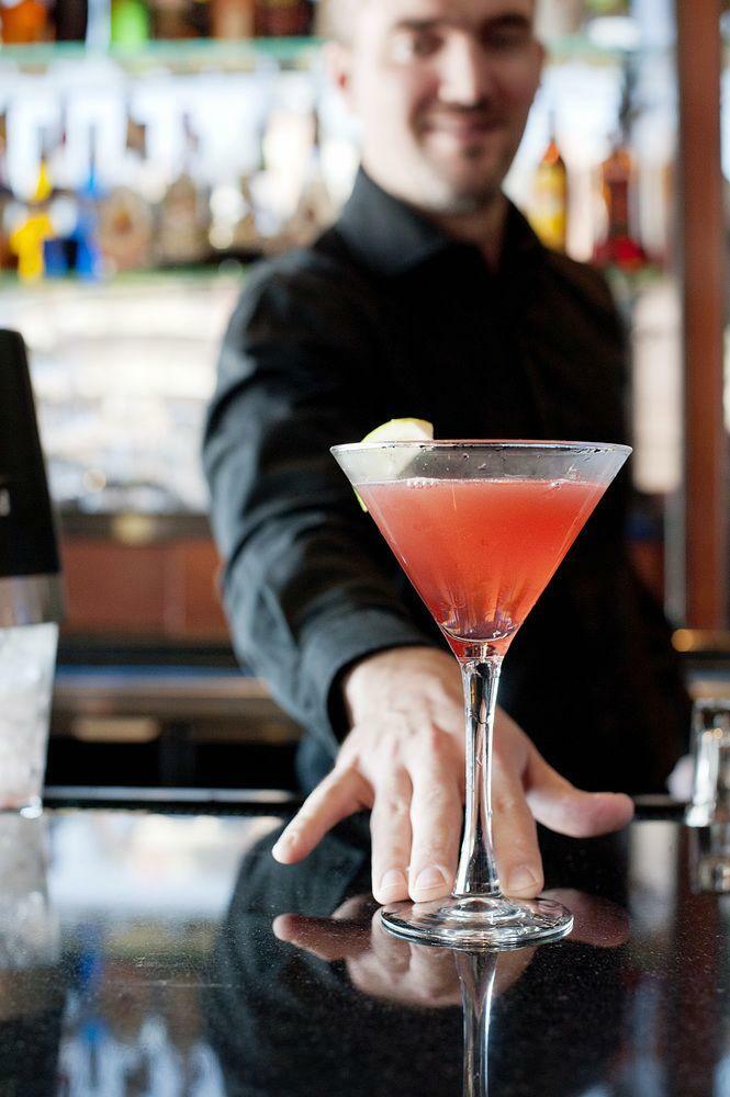 Coast Victoria Harbourside Hotel & Marina