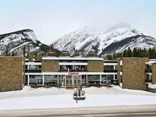 Hotel Banff Voyager Inn