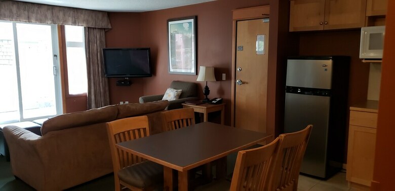 Hotel Windtower Lodge And Suites