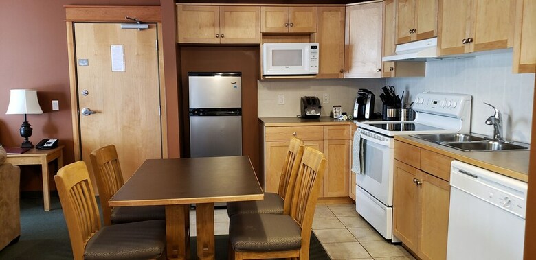 Hotel Windtower Lodge And Suites