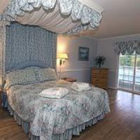 Hotel South Thompson Inn & Conference Centre