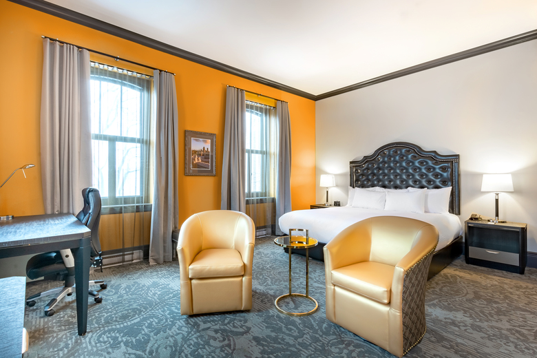 Clarendon Hotel
