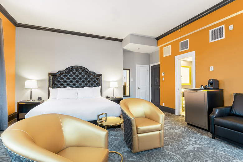 Clarendon Hotel