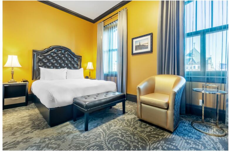 Clarendon Hotel