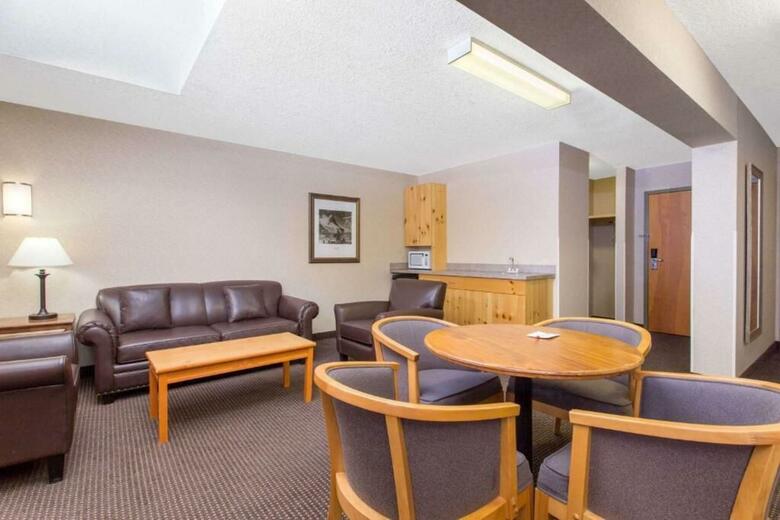 Hotel Ramada Inn & Suites Canmore