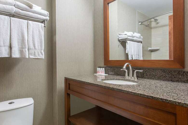 Hotel Ramada Inn & Suites Canmore
