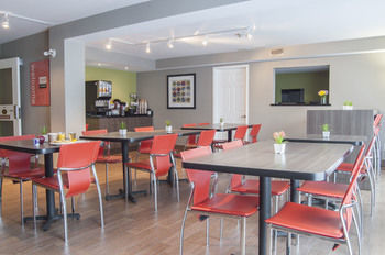 Hotel Comfort Inn