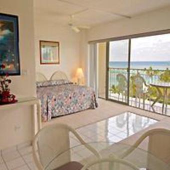 Hotel Castle Waikiki Shore