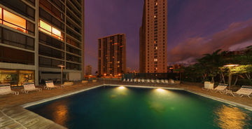 Hotel Resortquest Waikiki Sunset